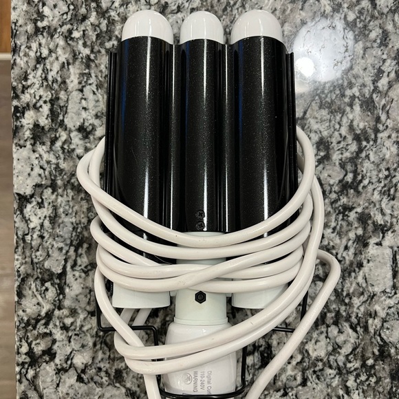 Triple Barrel Black Hair Waver - Picture 1 of 2